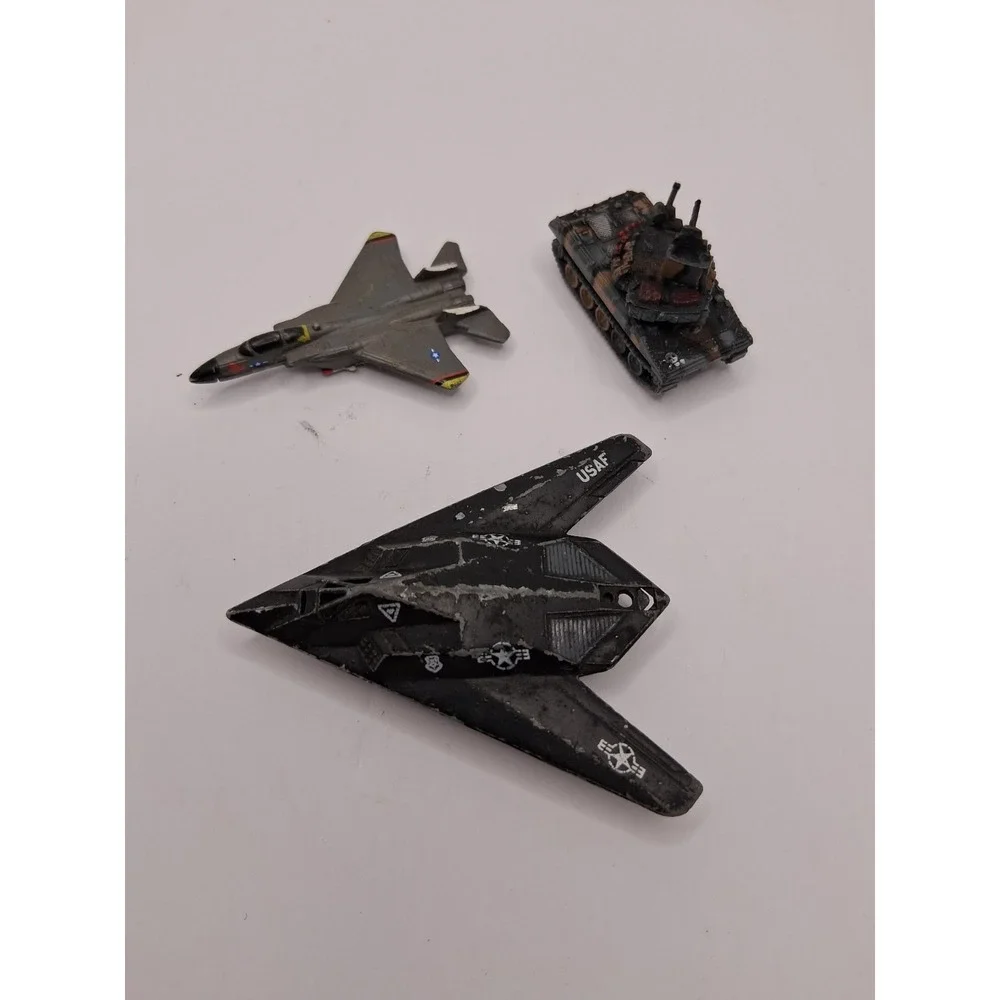 Military Diecast Toy Lot Jets & Tank USAF Stealth Fighter Loose 3pc